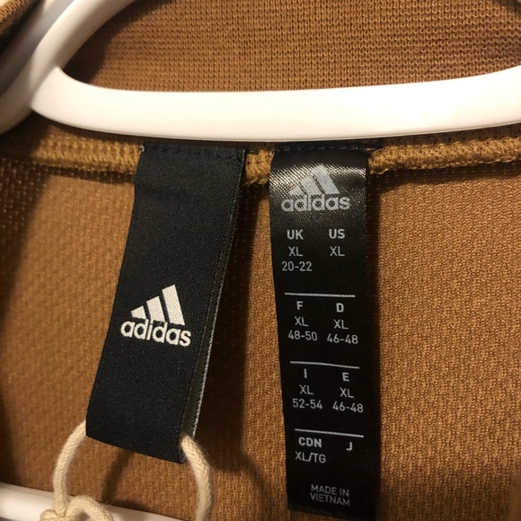 Cropped Adidas Long Sleeve - Picture 4 of 5